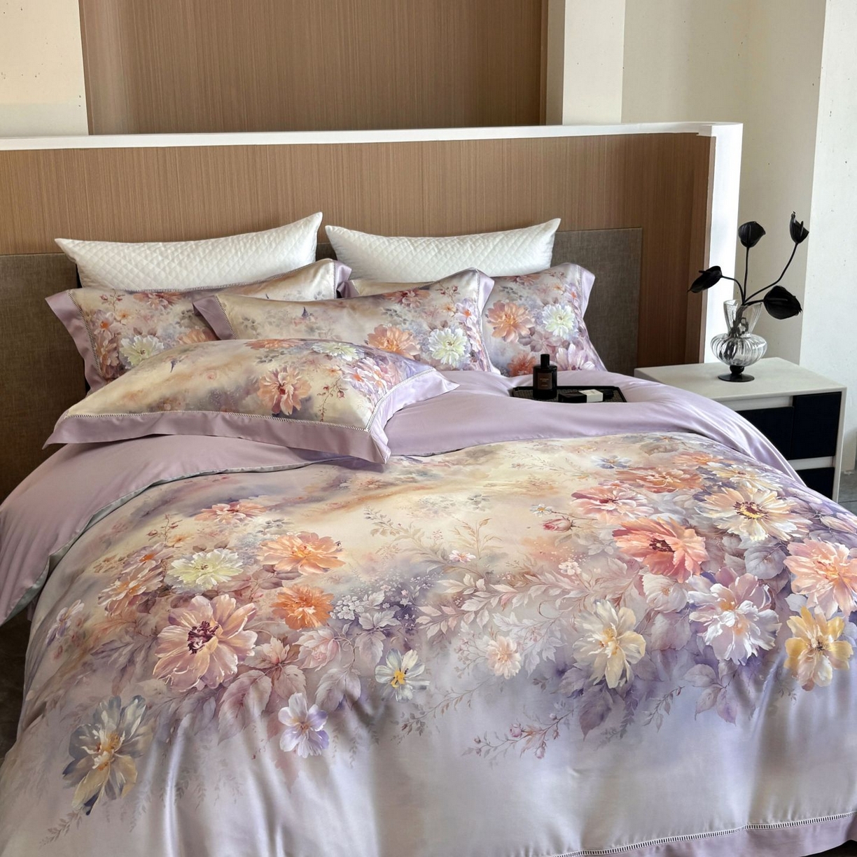 91家纺网 家纺一手货源 找家纺 佳汐蓝家纺 2025新款天丝棉数码印花镂空床盖款四件套 花间悦-紫