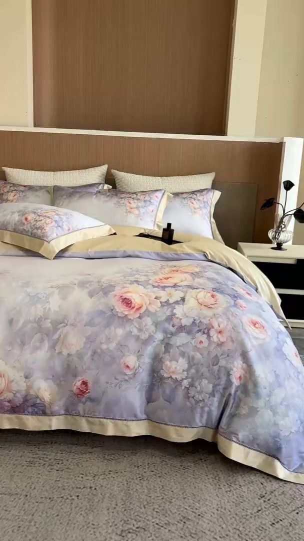 91家纺网 家纺一手货源 找家纺 佳汐蓝家纺 2025新款天丝棉数码印花镂空床盖款四件套 伊利花园紫