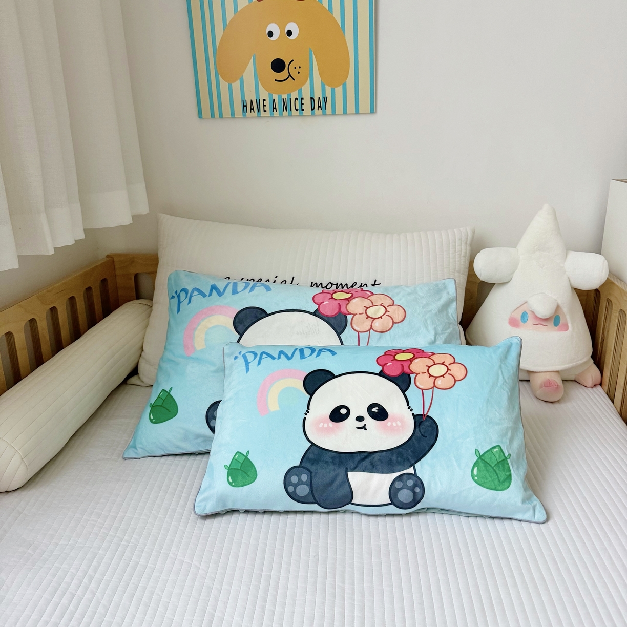 91家纺网 家纺一手货源 找家纺 萌宝家纺 2025新款大版儿童豆豆绒枕套幼儿园安抚枕头枕芯 气球熊猫