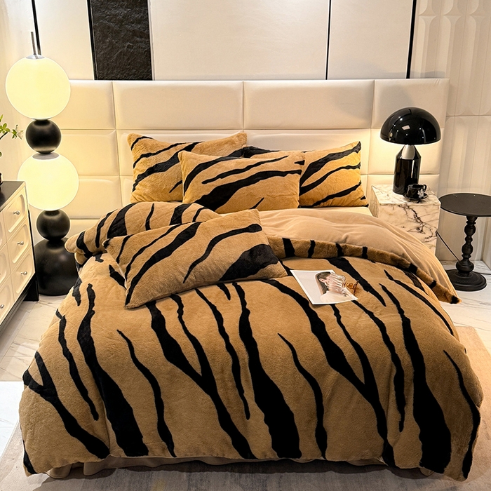 91家纺网 家纺一手货源 找家纺 唐人居 2025新款兔毛绒牛奶绒四件套--斑马 斑马-奶黄