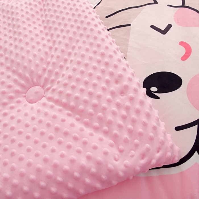 91家纺网 家纺一手货源 找家纺 萌宝家纺 2025新款可拆洗A类儿童豆豆绒大豆冬被儿童婴儿绒春秋被安抚被被子被芯 调皮女孩