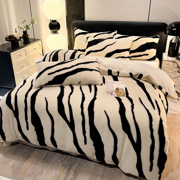 91家纺网 家纺一手货源 找家纺 唐人居 2025新款兔毛绒牛奶绒四件套--斑马 斑马-奶白