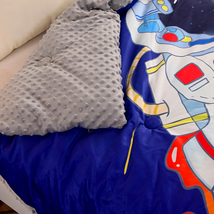 91家纺网 家纺一手货源 找家纺 萌宝家纺 2025新款可拆洗A类儿童豆豆绒大豆冬被儿童婴儿绒春秋被安抚被被子被芯 飞上太空