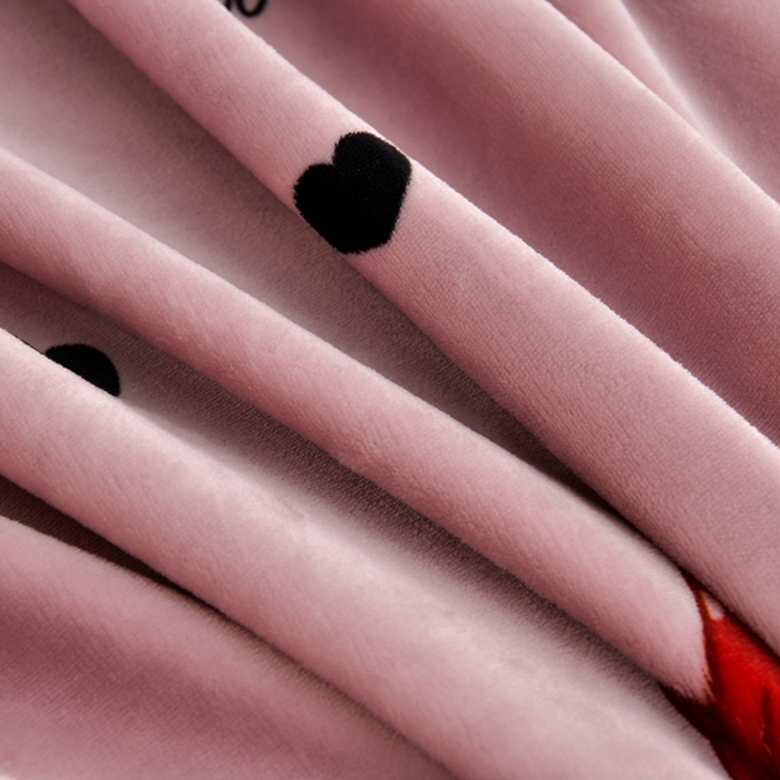 91家纺网 家纺一手货源 找家纺 芯诗曼2025新款8.5斤直播热款高克重牛奶绒法莱绒水晶金貂法莱绒四件套 蝴蝶结