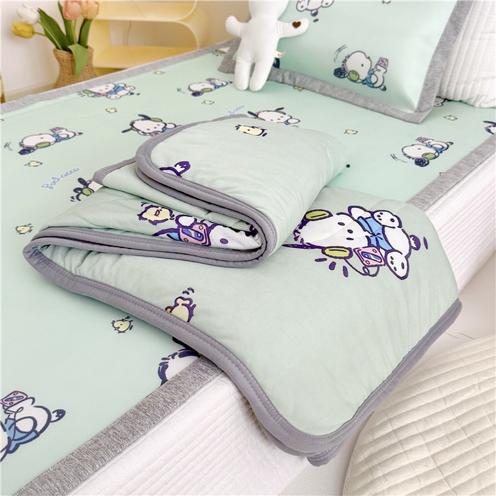 91家纺网 家纺一手货源 找家纺 萌宝家纺 2025新款三丽鸥凉感丝夏被凉席三件套幼儿园小学生宿舍系列 帕恰狗