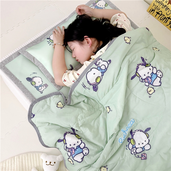 91家纺网 家纺一手货源 找家纺 萌宝家纺 2025新款三丽鸥凉感丝夏被凉席三件套幼儿园小学生宿舍系列 帕恰狗