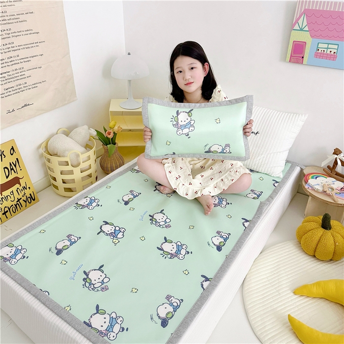 91家纺网 家纺一手货源 找家纺 萌宝家纺 2025新款三丽鸥凉感丝夏被凉席三件套幼儿园小学生宿舍系列 帕恰狗