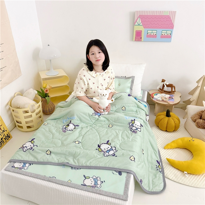 91家纺网 家纺一手货源 找家纺 萌宝家纺 2025新款三丽鸥凉感丝夏被凉席三件套幼儿园小学生宿舍系列 帕恰狗