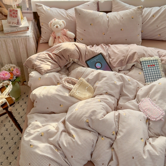 91家纺网 家纺一手货源 找家纺 丽美人家纺 2025新款【全尺寸不断货】高克重木棉提花双层纱四件套 QB柏林梦境