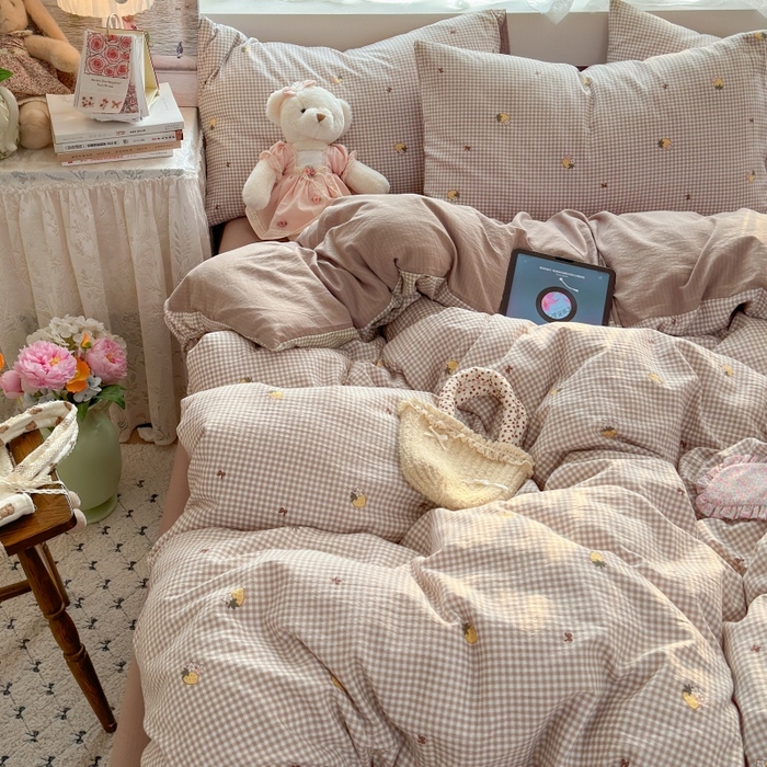 91家纺网 家纺一手货源 找家纺 丽美人家纺 2025新款【全尺寸不断货】高克重木棉提花双层纱四件套 QB柏林梦境