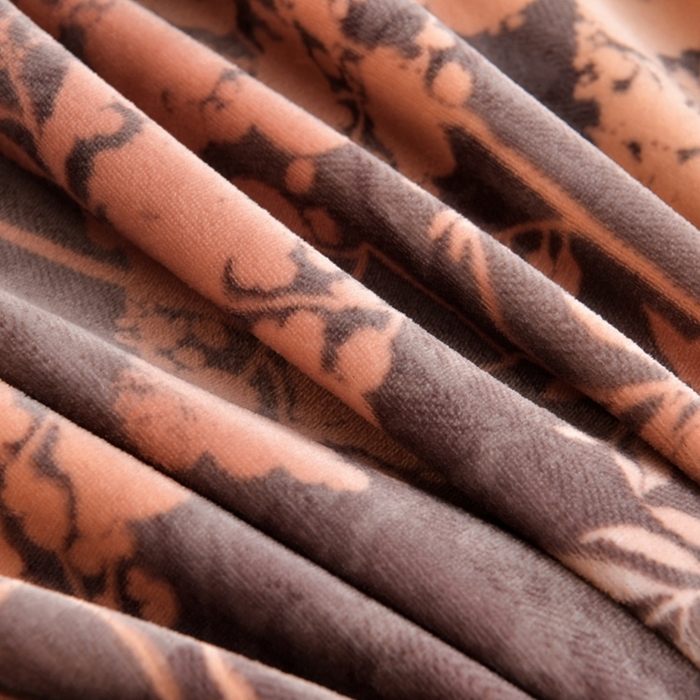 91家纺网 家纺一手货源 找家纺 芯诗曼2025新款8.5斤直播热款高克重牛奶绒法莱绒水晶金貂法莱绒四件套 黄金叶