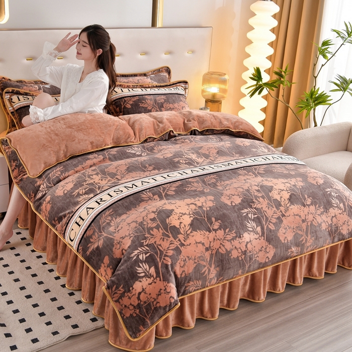 91家纺网 家纺一手货源 找家纺 芯诗曼2025新款8.5斤直播热款高克重牛奶绒法莱绒水晶金貂法莱绒四件套 黄金叶