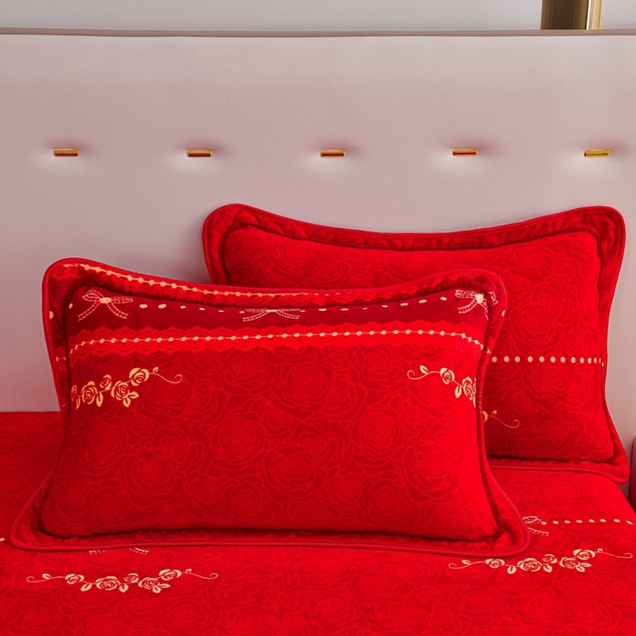 91家纺网 家纺一手货源 找家纺 芯诗曼2025新款8.5斤直播热款高克重牛奶绒法莱绒水晶金貂法莱绒四件套 今生缘