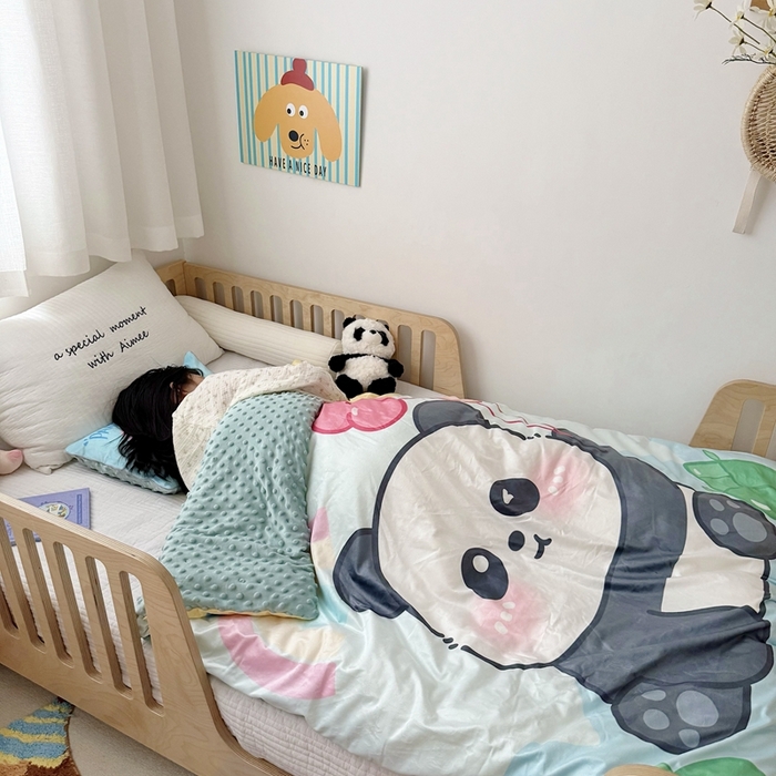 91家纺网 家纺一手货源 找家纺 萌宝家纺 2025新款可拆洗A类儿童豆豆绒大豆冬被儿童婴儿绒春秋被安抚被被子被芯 气球熊猫