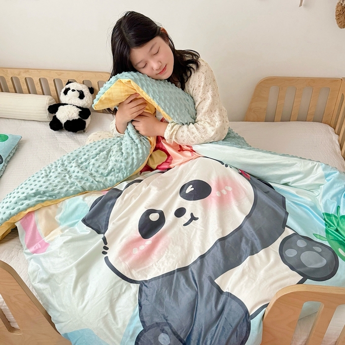 91家纺网 家纺一手货源 找家纺 萌宝家纺 2025新款可拆洗A类儿童豆豆绒大豆冬被儿童婴儿绒春秋被安抚被被子被芯 气球熊猫