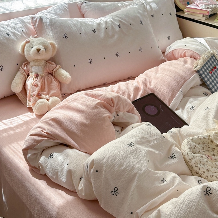 91家纺网 家纺一手货源 找家纺 丽美人家纺 2025新款【全尺寸不断货】高克重木棉提花双层纱四件套 QB粉色蝴蝶结