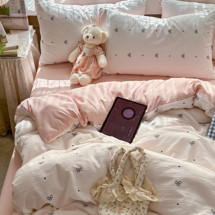 91家纺网 家纺一手货源 找家纺 丽美人家纺 2025新款【全尺寸不断货】高克重木棉提花双层纱四件套 QB粉色蝴蝶结