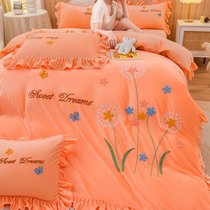 91家纺网 家纺一手货源 找家纺 唐人居 2025新款宝宝绒毛巾绣花边四件套-蒲公英之恋 蒲公英之恋-橘