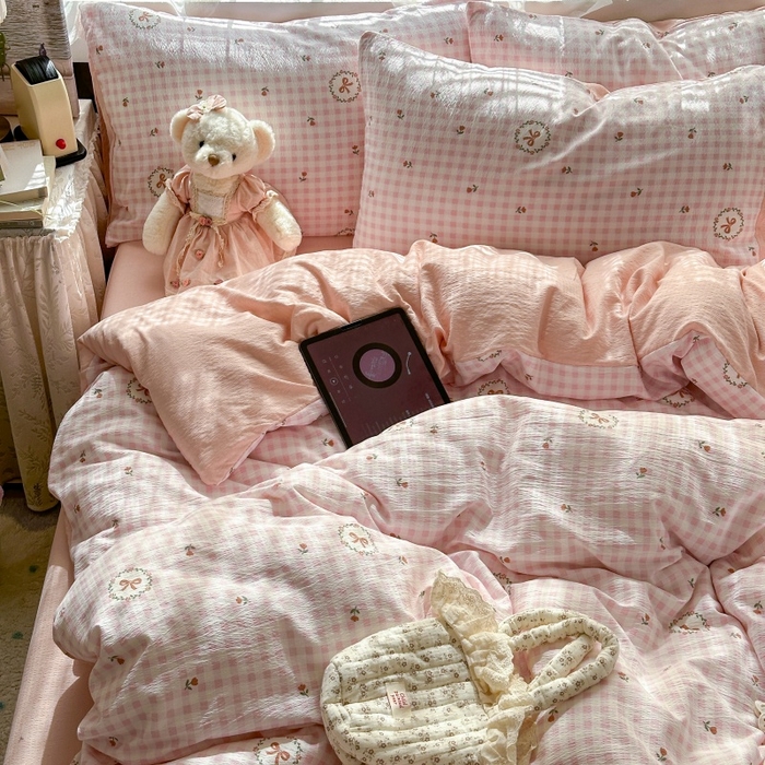 91家纺网 家纺一手货源 找家纺 丽美人家纺 2025新款【全尺寸不断货】高克重木棉提花双层纱四件套 QB格子蝴蝶结