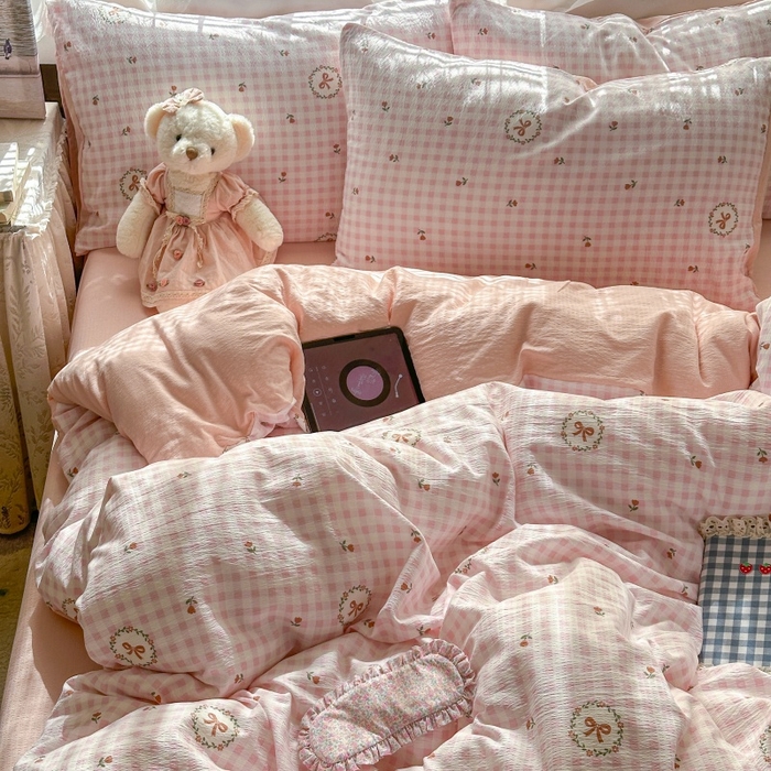 91家纺网 家纺一手货源 找家纺 丽美人家纺 2025新款【全尺寸不断货】高克重木棉提花双层纱四件套 QB格子蝴蝶结