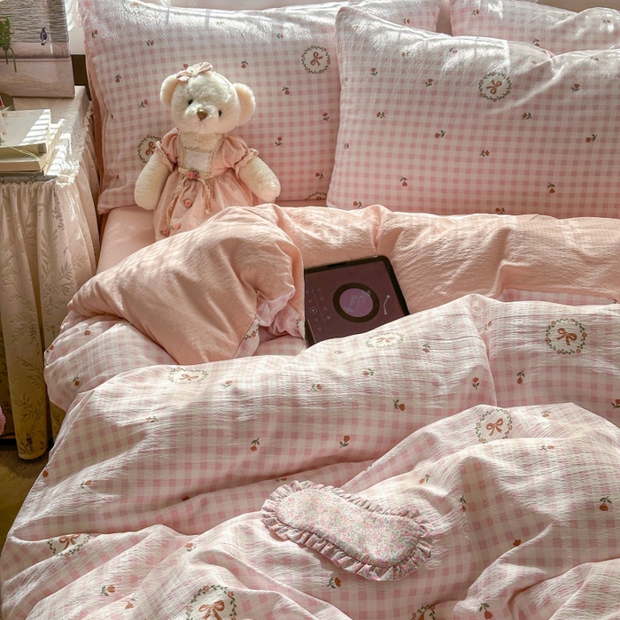 91家纺网 家纺一手货源 找家纺 丽美人家纺 2025新款【全尺寸不断货】高克重木棉提花双层纱四件套 QB格子蝴蝶结