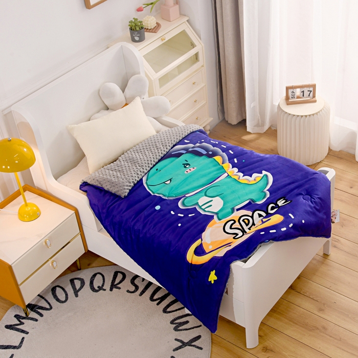 91家纺网 家纺一手货源 找家纺 萌宝家纺 2025新款可拆洗A类儿童豆豆绒大豆冬被儿童婴儿绒春秋被安抚被被子被芯 太空恐龙