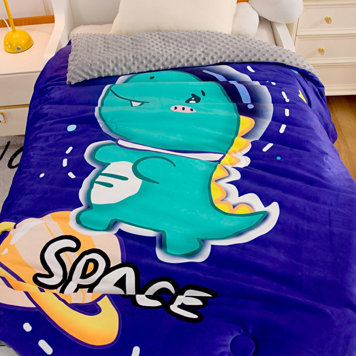 91家纺网 家纺一手货源 找家纺 萌宝家纺 2025新款可拆洗A类儿童豆豆绒大豆冬被儿童婴儿绒春秋被安抚被被子被芯 太空恐龙