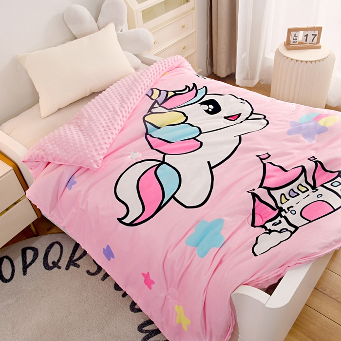 91家纺网 家纺一手货源 找家纺 萌宝家纺 2025新款可拆洗A类儿童豆豆绒大豆冬被儿童婴儿绒春秋被安抚被被子被芯 小马