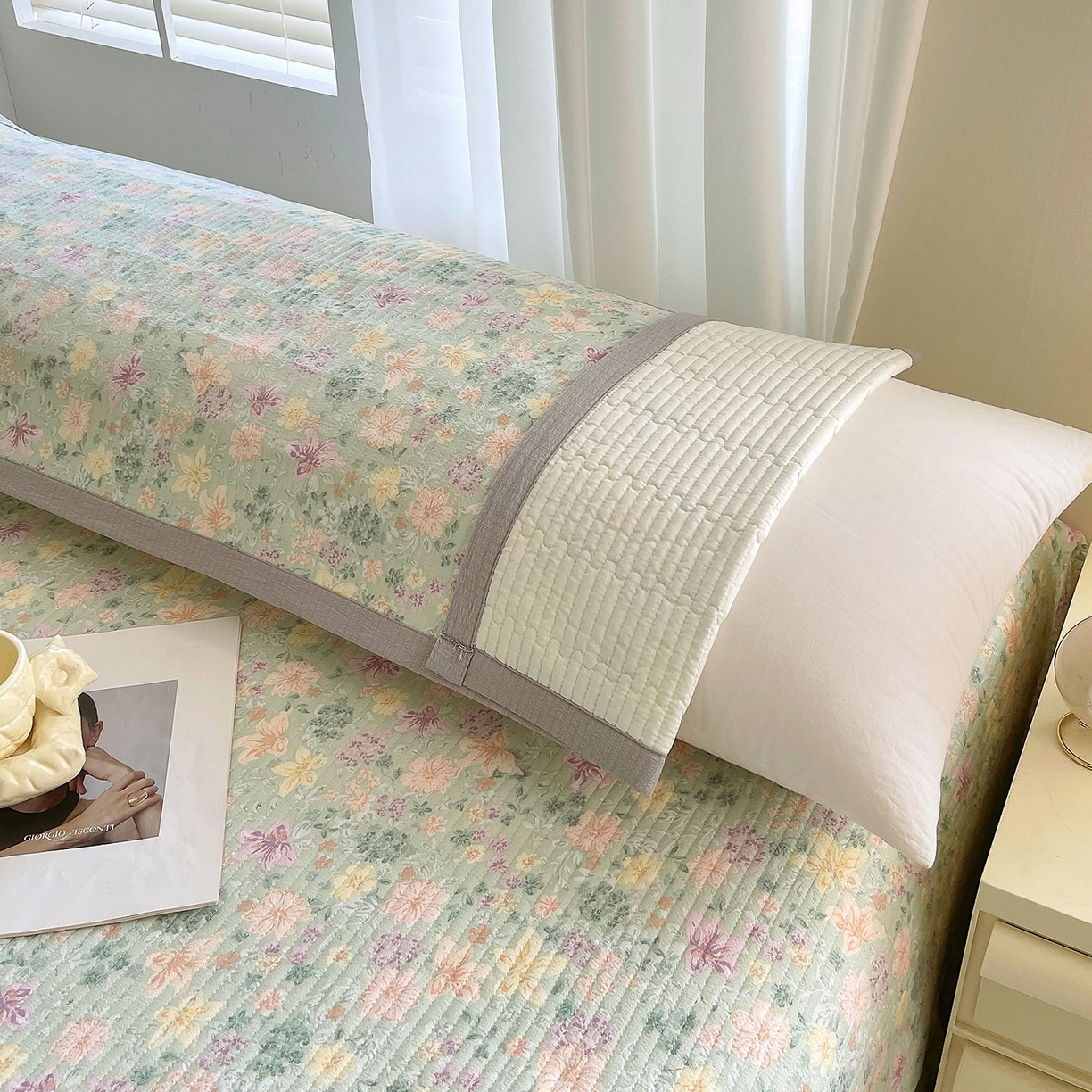 91家纺网 家纺一手货源 找家纺 雨彤家纺 2025新款A类双层纱夹棉双人枕巾 浅若花落