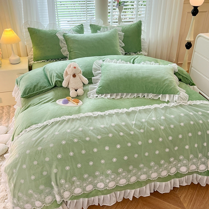 91家纺网 家纺一手货源 找家纺 唐人居 2025新款法式蕾丝花边宝宝绒四件套--安妮系列 安妮-果绿