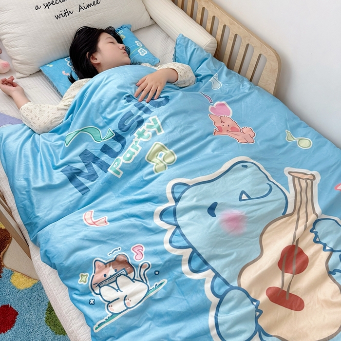 91家纺网 家纺一手货源 找家纺 萌宝家纺 2025新款可拆洗A类儿童豆豆绒大豆冬被儿童婴儿绒春秋被安抚被被子被芯 音乐恐龙