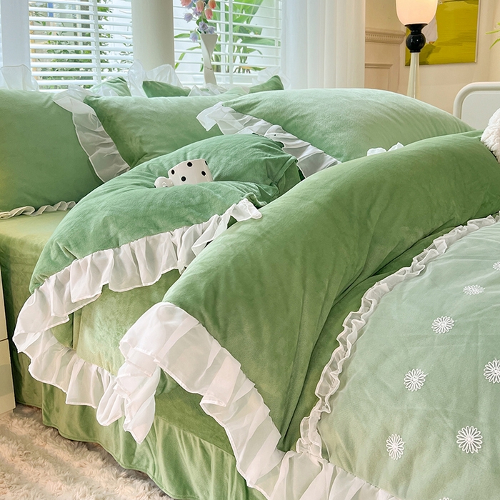 91家纺网 家纺一手货源 找家纺 唐人居 2025新款法式蕾丝花边宝宝绒四件套--安妮系列 安妮-果绿