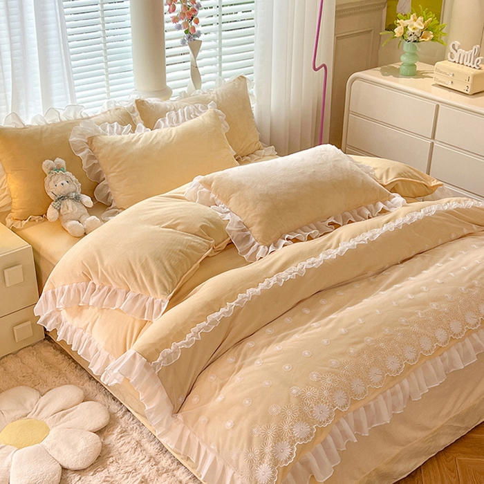 91家纺网 家纺一手货源 找家纺 唐人居 2025新款法式蕾丝花边宝宝绒四件套--安妮系列 安妮-黄