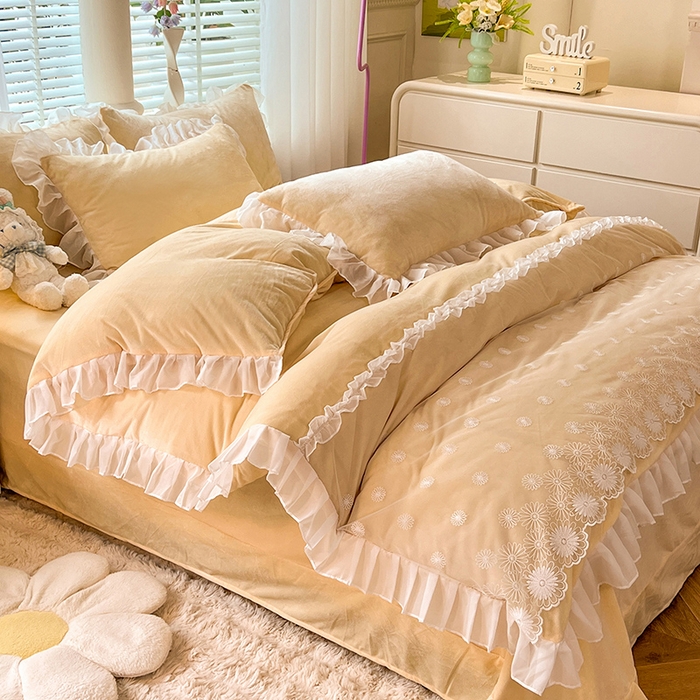 91家纺网 家纺一手货源 找家纺 唐人居 2025新款法式蕾丝花边宝宝绒四件套--安妮系列 安妮-黄