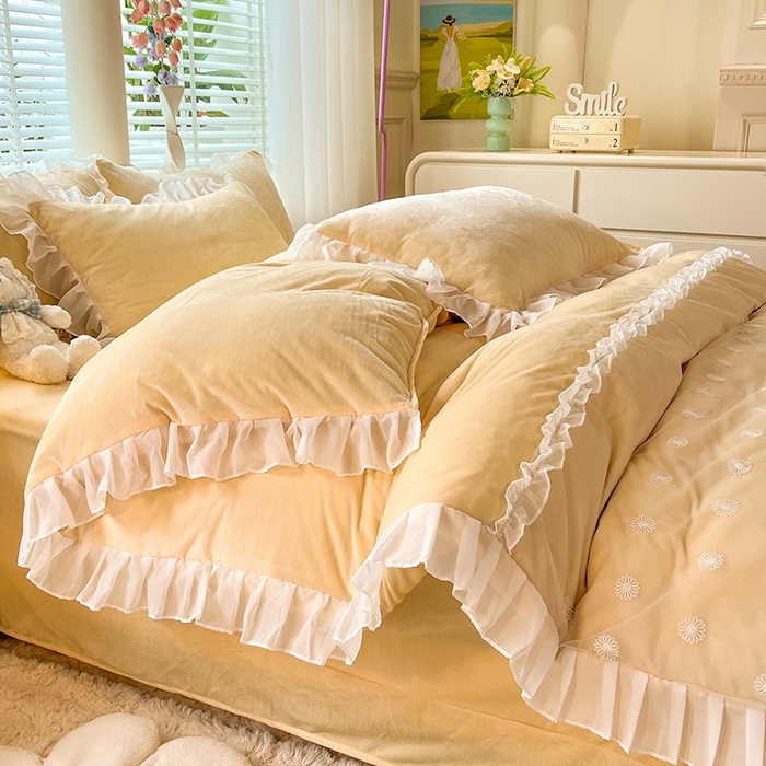 91家纺网 家纺一手货源 找家纺 唐人居 2025新款法式蕾丝花边宝宝绒四件套--安妮系列 安妮-黄