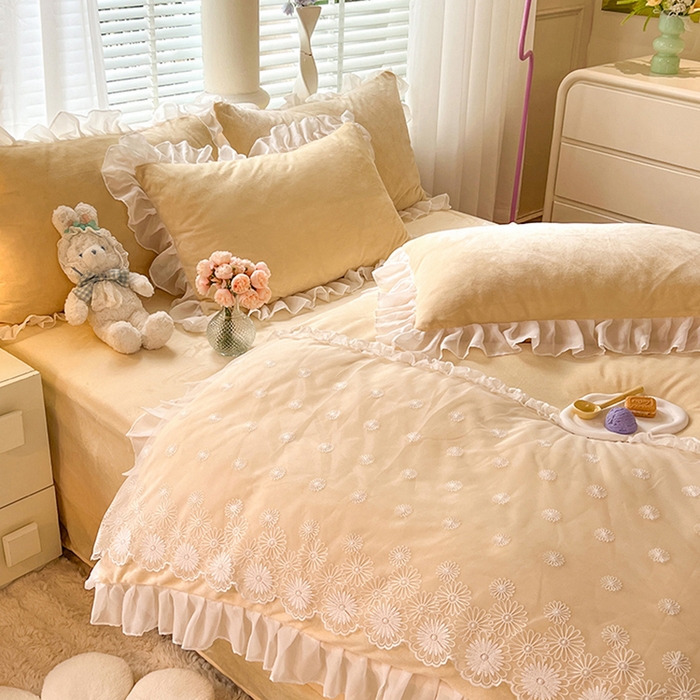 91家纺网 家纺一手货源 找家纺 唐人居 2025新款法式蕾丝花边宝宝绒四件套--安妮系列 安妮-黄