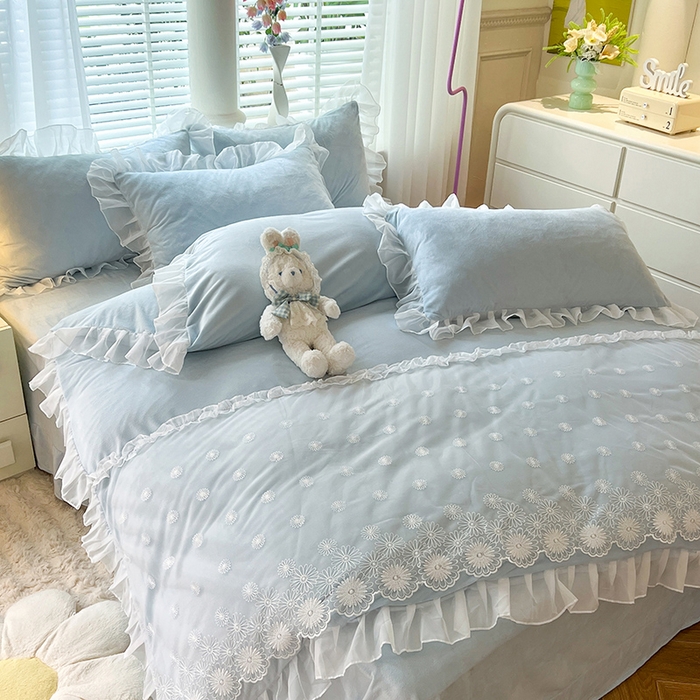 91家纺网 家纺一手货源 找家纺 唐人居 2025新款法式蕾丝花边宝宝绒四件套--安妮系列 安妮-浅蓝