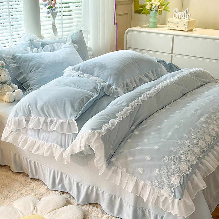 91家纺网 家纺一手货源 找家纺 唐人居 2025新款法式蕾丝花边宝宝绒四件套--安妮系列 安妮-浅蓝