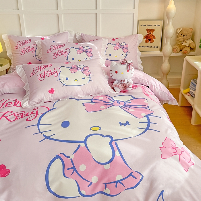 91家纺网 家纺一手货源 找家纺 2025新款大版三丽鸥系列 纯棉床单全棉床裙学生三四件套 花边款 大版花边-甜心凯蒂