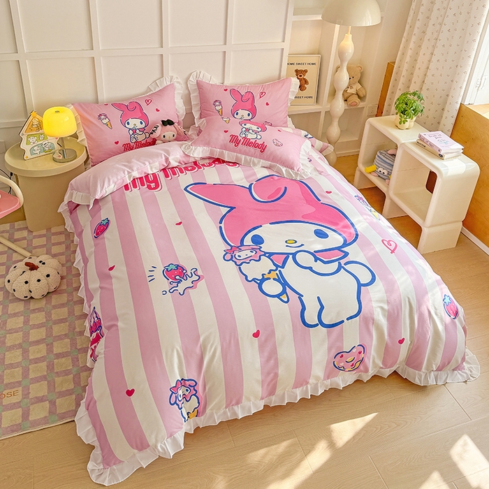 91家纺网 家纺一手货源 找家纺 2025新款大版三丽鸥系列 纯棉床单全棉床裙学生三四件套 花边款 大版花边-甜筒美乐蒂