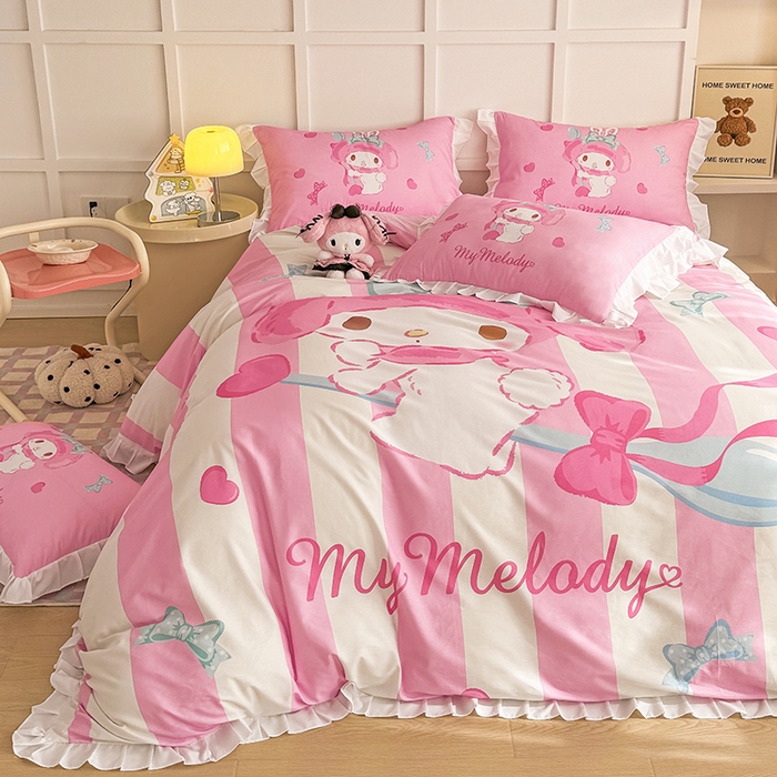 91家纺网 家纺一手货源 找家纺 2025新款大版三丽鸥系列 纯棉床单全棉床裙学生三四件套 花边款 大版花边-甜心美乐蒂