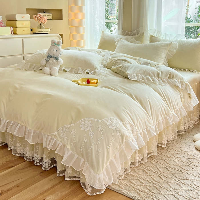 91家纺网 家纺一手货源 找家纺 唐人居 2025新款宝宝绒蕾丝花边四件套--米朵系列 米朵-奶白