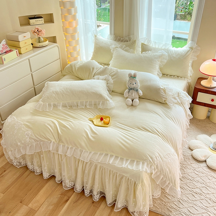 91家纺网 家纺一手货源 找家纺 唐人居 2025新款宝宝绒蕾丝花边四件套--米朵系列 米朵-奶白