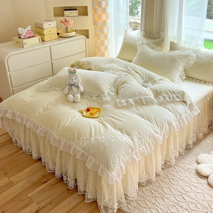 91家纺网 家纺一手货源 找家纺 唐人居 2025新款宝宝绒蕾丝花边四件套--米朵系列 米朵-奶白