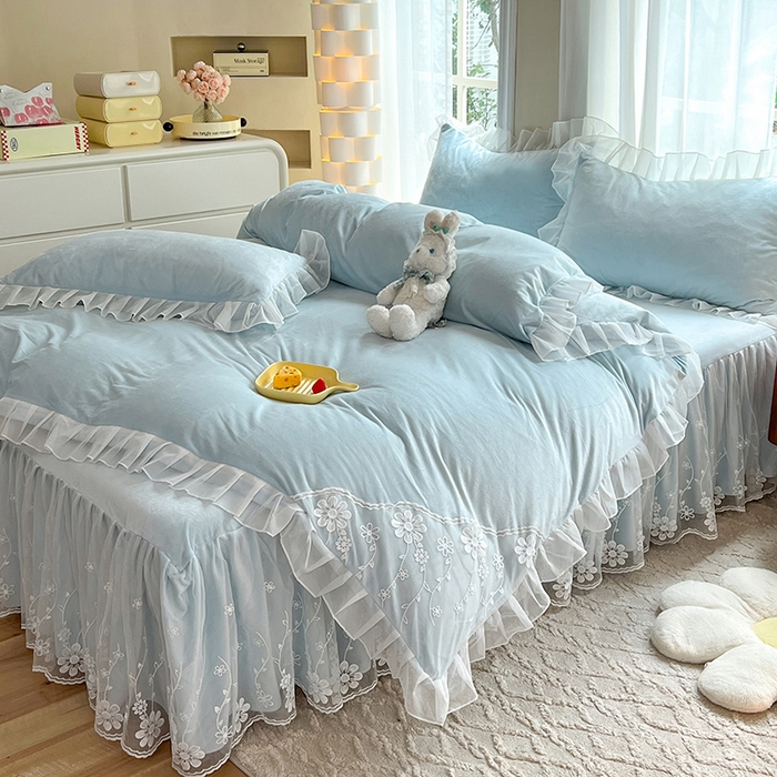 91家纺网 家纺一手货源 找家纺 唐人居 2025新款宝宝绒蕾丝花边四件套--米朵系列 米朵-浅蓝