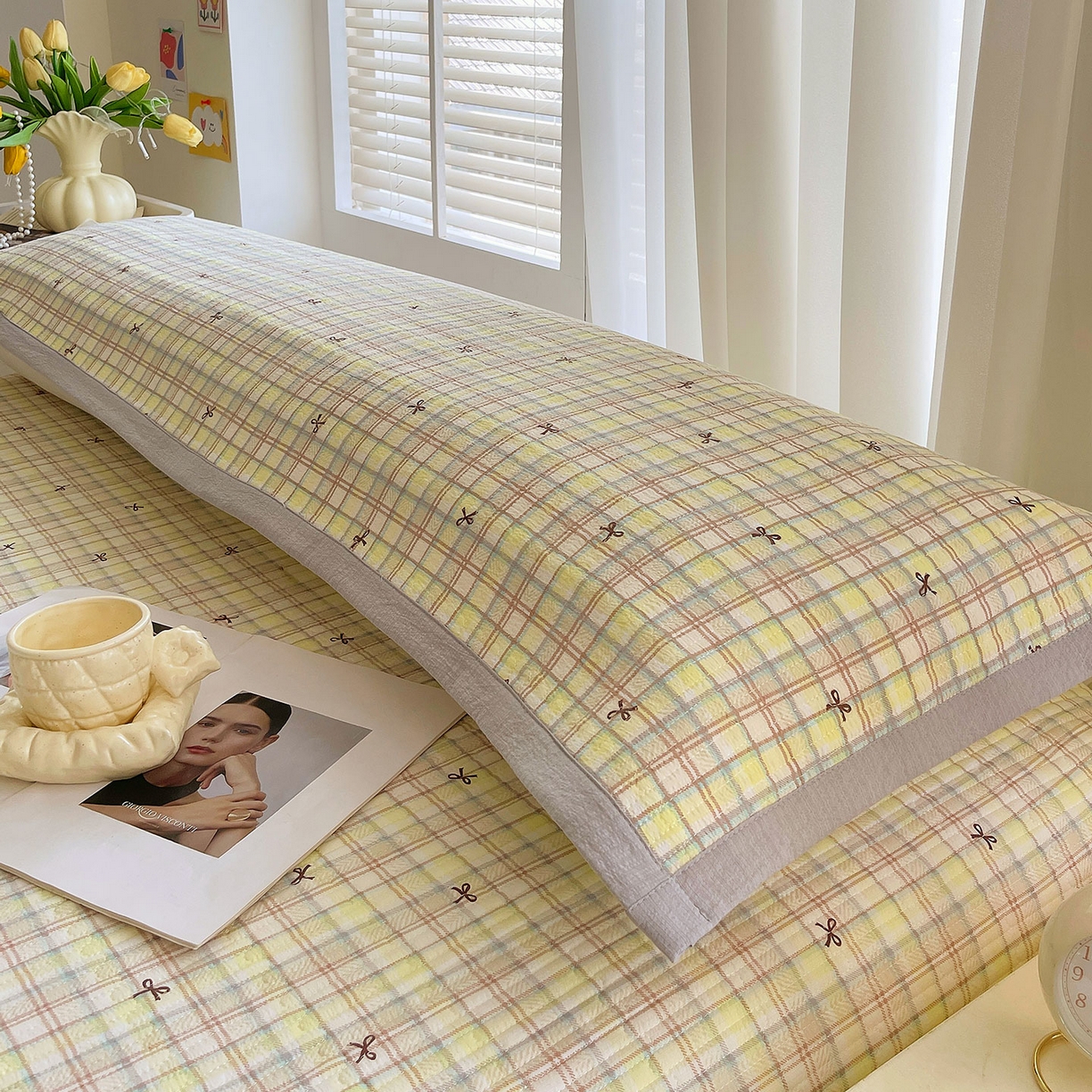 91家纺网 家纺一手货源 找家纺 雨彤家纺 2025新款A类双层纱夹棉双人枕巾 格调蝴蝶结