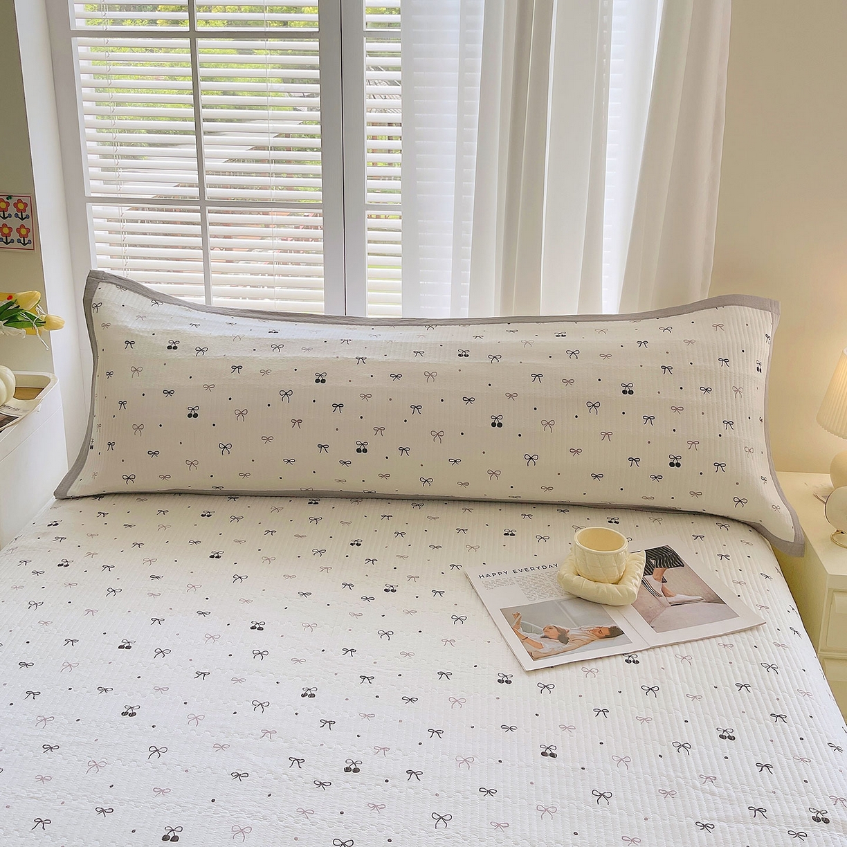 91家纺网 家纺一手货源 找家纺 雨彤家纺 2025新款A类双层纱夹棉双人枕巾 黑樱梦境