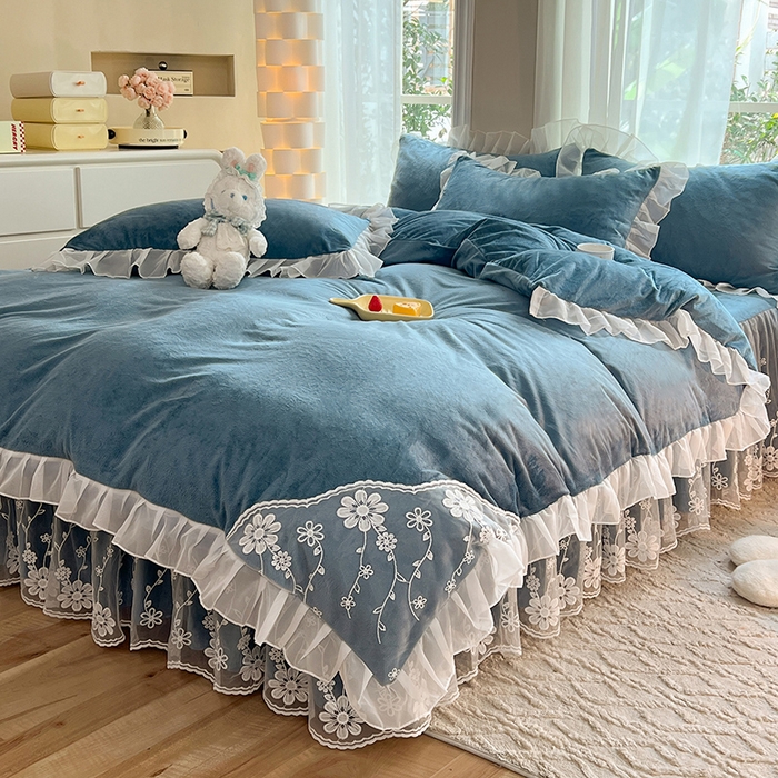 91家纺网 家纺一手货源 找家纺 唐人居 2025新款宝宝绒蕾丝花边四件套--米朵系列 米朵-深蓝