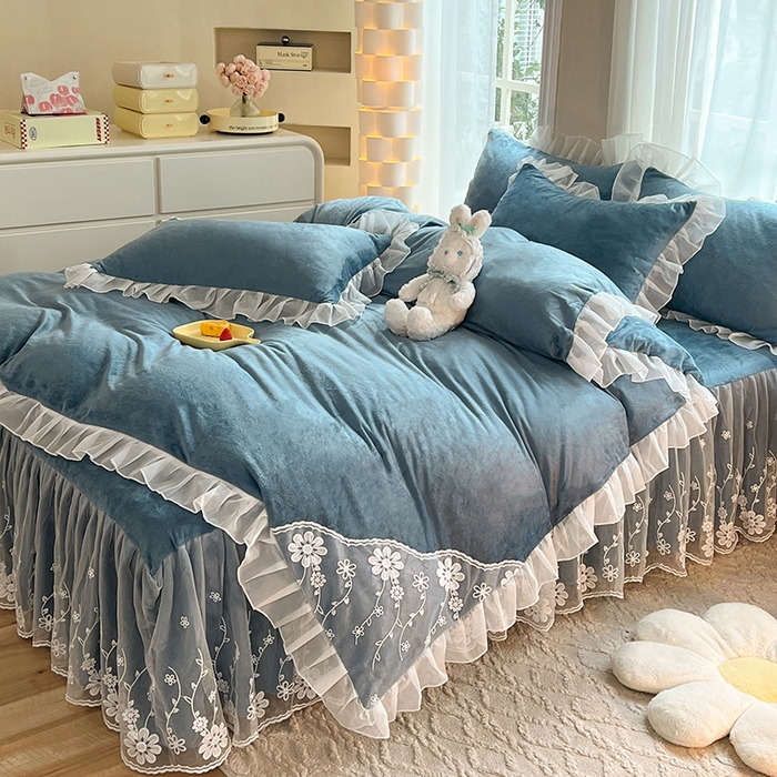 91家纺网 家纺一手货源 找家纺 唐人居 2025新款宝宝绒蕾丝花边四件套--米朵系列 米朵-深蓝