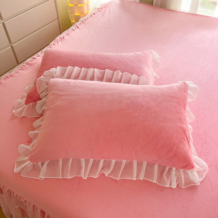 91家纺网 家纺一手货源 找家纺 唐人居 2025新款宝宝绒蕾丝花边四件套--米朵系列 米朵-樱桃粉